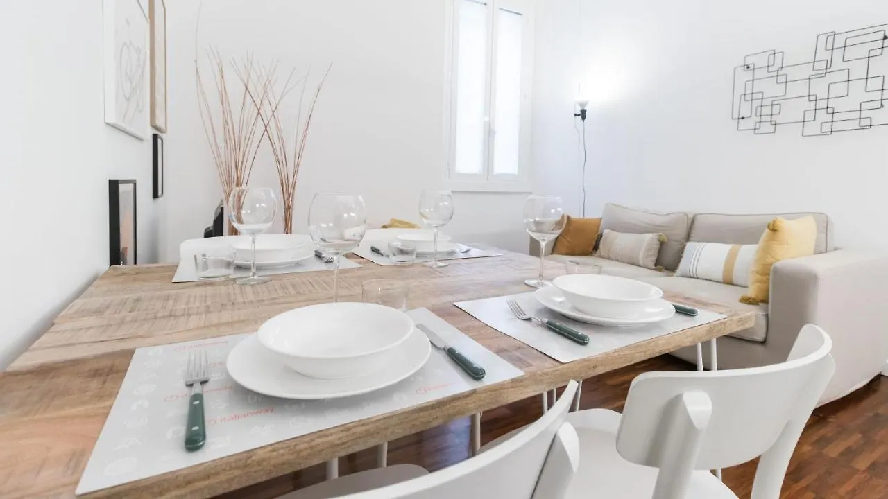 Italianway - Jacopo Dal Verme 4 Milan